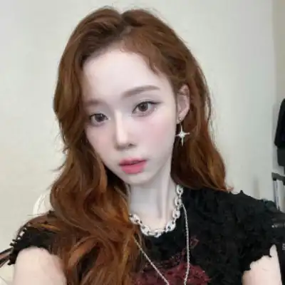 靳高妍